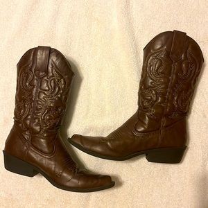 Brown embroidered cowgirl boots